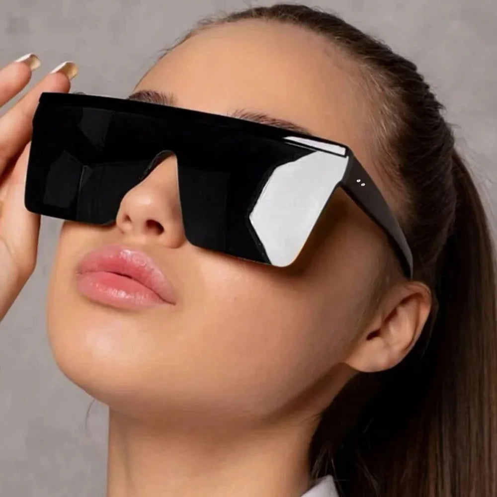 Classic White Gradient Square Sunglasses Women Fashion Retro Night Vision Drivers Goggle Men Big Frame Travel Cycling Eyewear